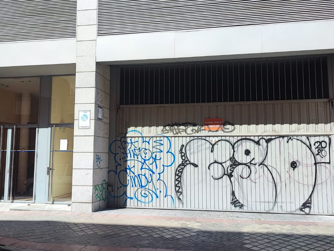 Exterior view of Garage to rent in  Madrid Capital
