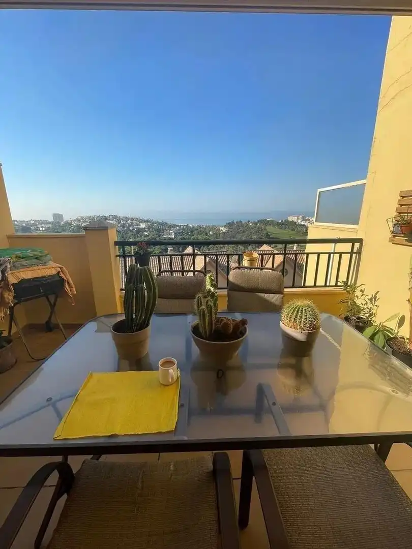 Flat with pool for sale in Torrequebrada, imagen 4