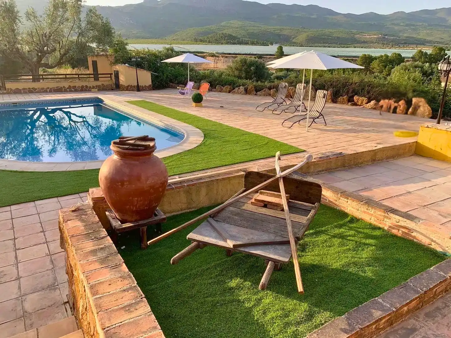 Chalet con piscina en venta en Moratalla