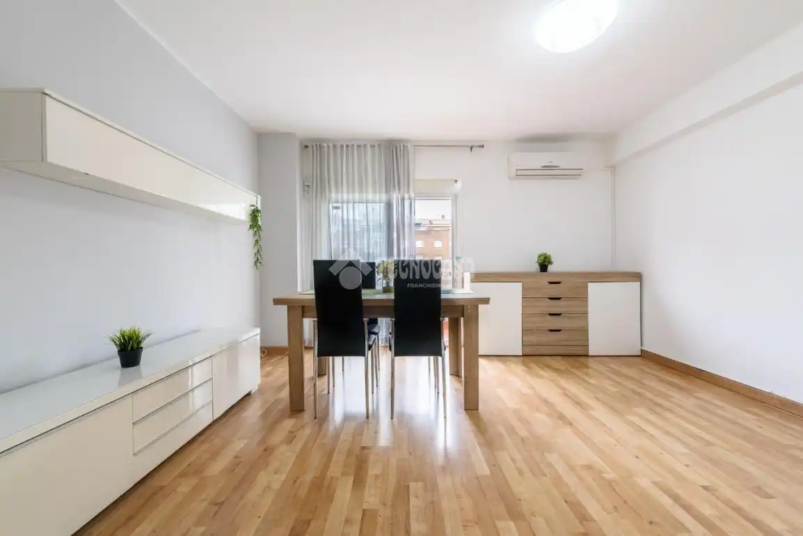 Appartement avec terrasse à vendre à C. de Mallorca, imagen 2