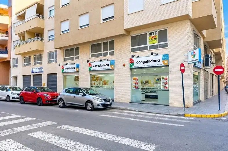 Gewerbefläche zur Miete in Calle comandante manuel gimeno 21