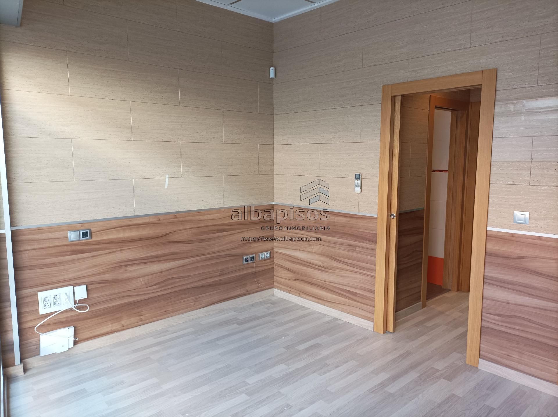 Office for sale in  Albacete Capital  with Heating