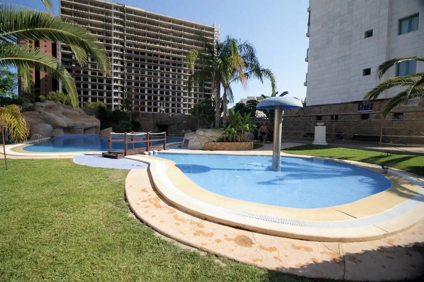 Piscina de Piso de alquiler en Villajoyosa / La Vila Joiosa con Aire acondicionado, Terraza y Amueblado