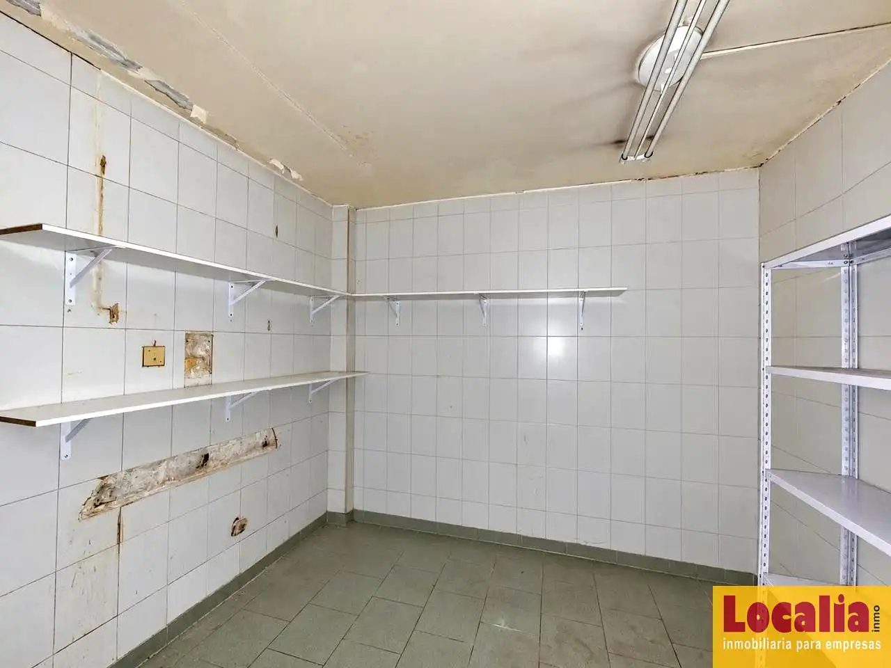Commercial properties for rent in Cuatro Caminos