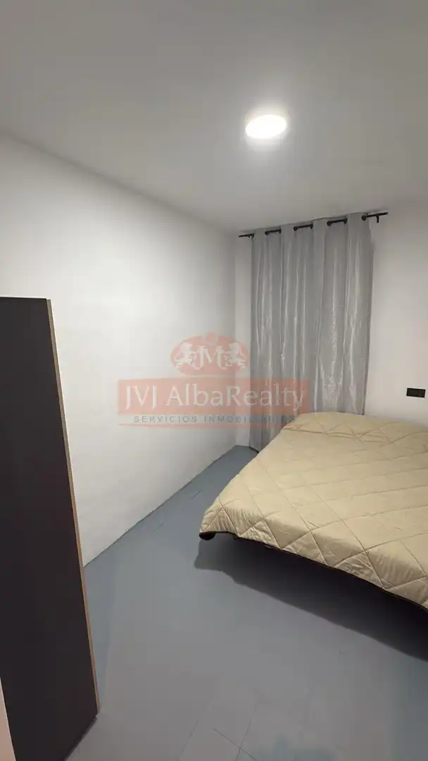 Schlafzimmer von Erdgeschoss zur Miete in Albacete mit Möbliert