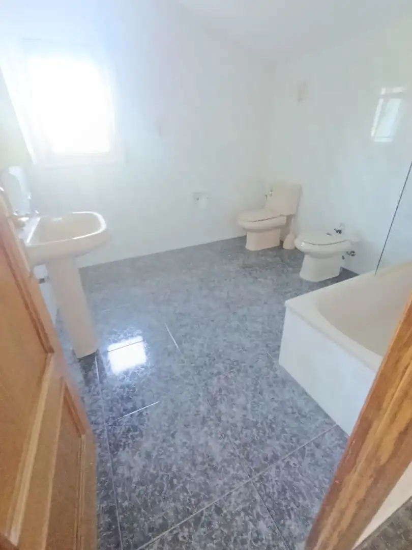 Bany de Casa o xalet en venda en Sentmenat amb Jardí privat, Terrassa i Traster