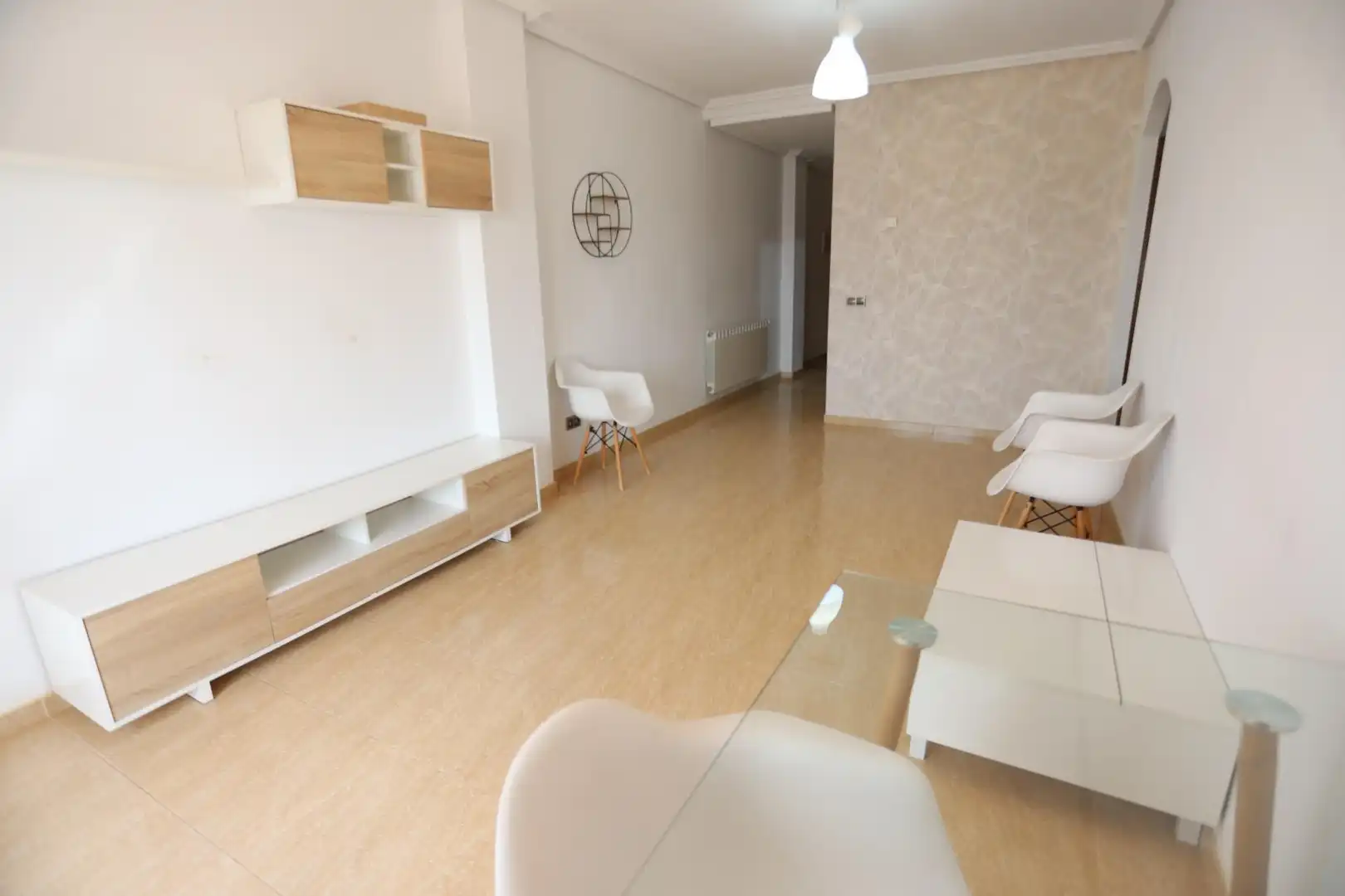 Sala de estar de Piso en venta en Alcázar de San Juan con Calefacción y Piscina comunitaria