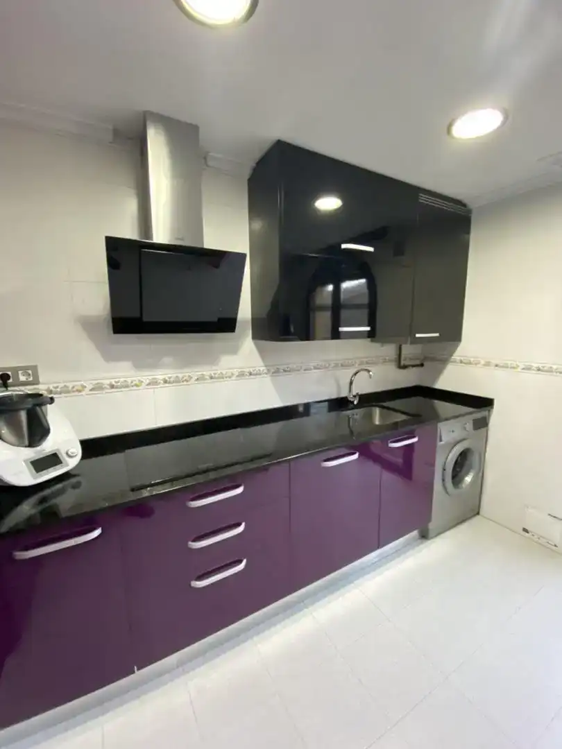 Cuina de Dúplex en venda en Oyón-Oion amb Aire condicionat, Parquet i Moblat