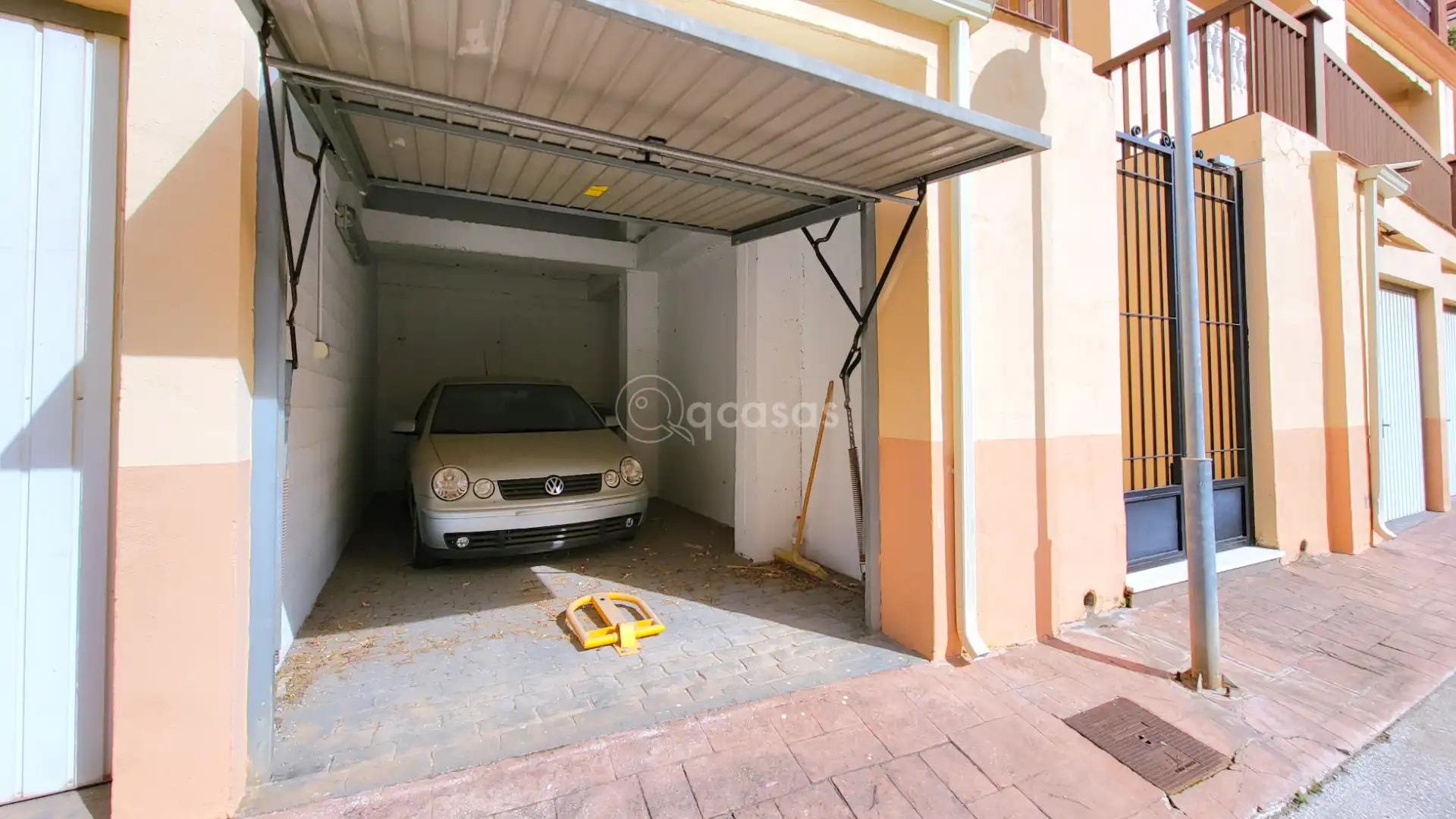 Parking of Apartments for sale in Benalmádena  with Air Conditioner, Heating and Terrace