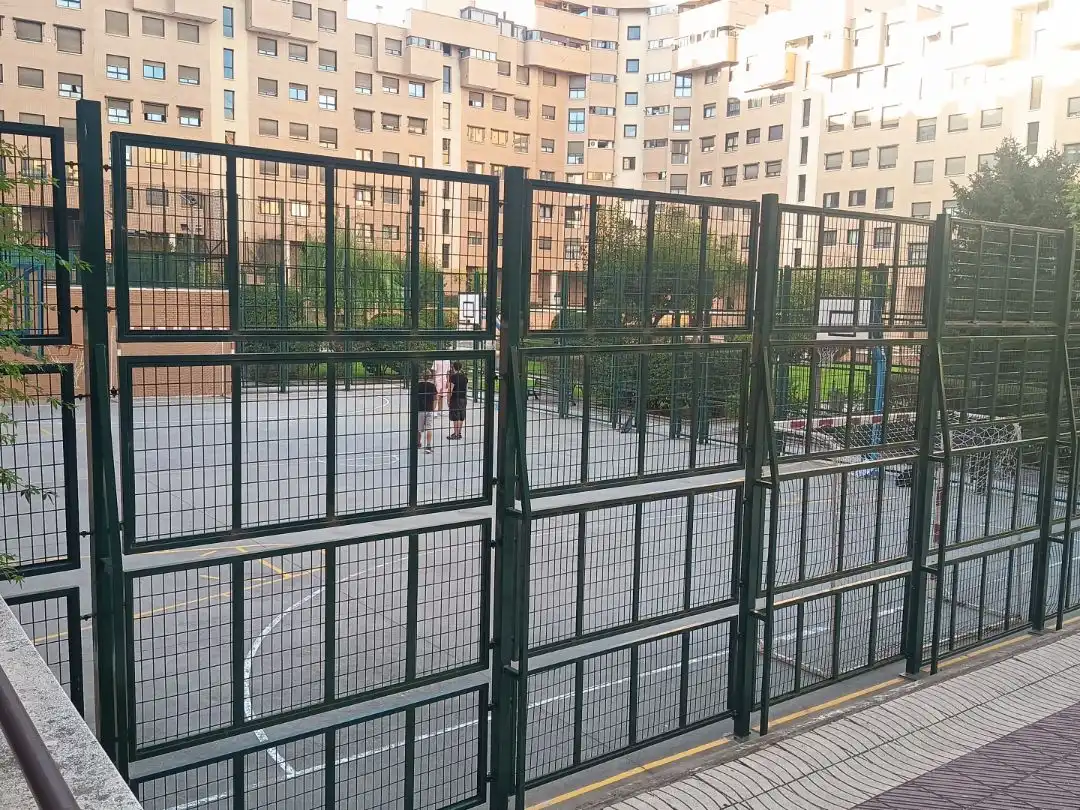 Vista exterior de Ático en venta en  Madrid Capital con Terraza