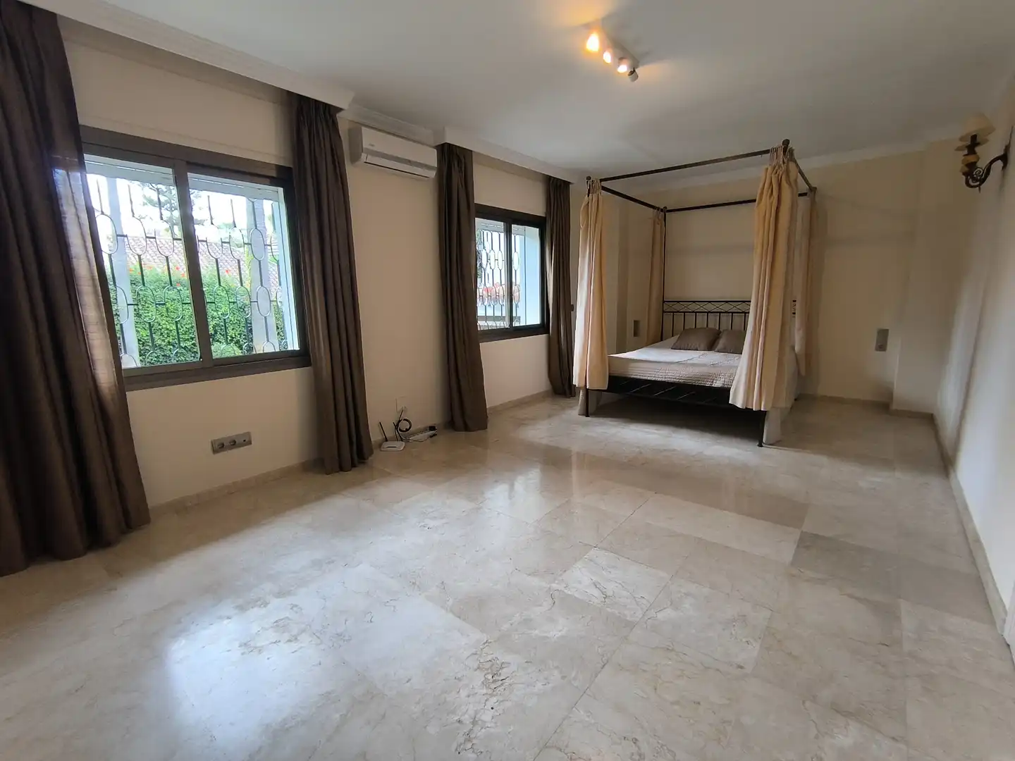 Casa con piscina en venta en Río Real - Los Monteros, imagen 36