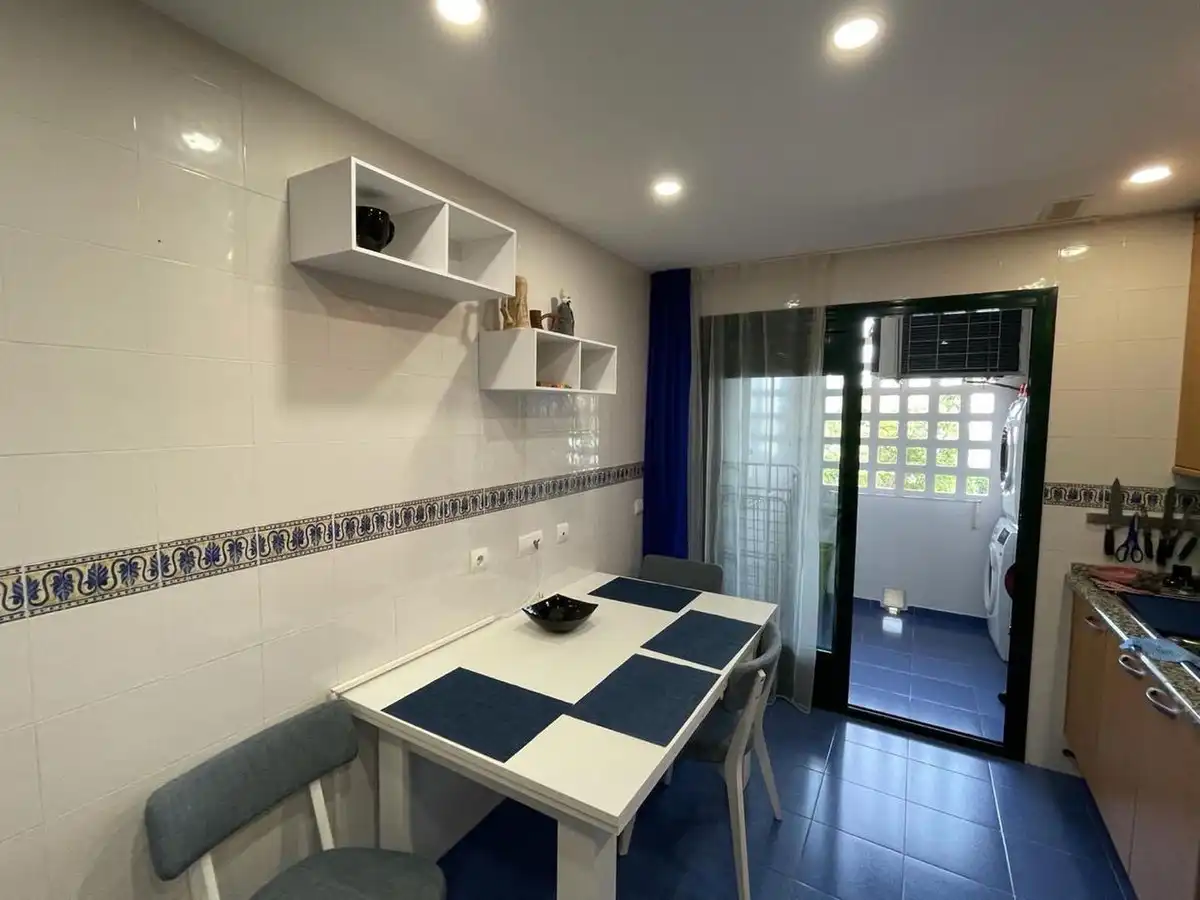 Flat with lift for sale in San Pedro de Alcántara, imagen 7