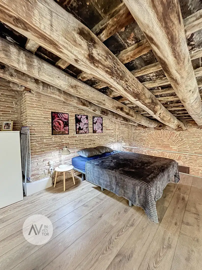 Schlafzimmer von Dachboden zum Verkauf in Barcelona mit Klimaanlage, Heizung und Terrasse