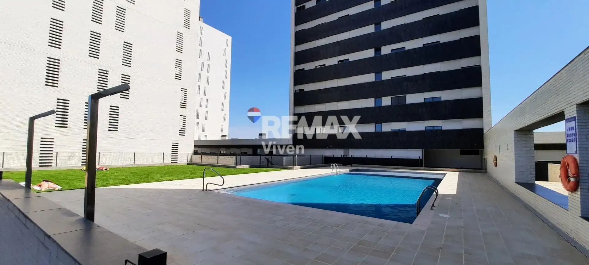 Swimming pool of Flat for sale in Viladecans  with Parquet flooring