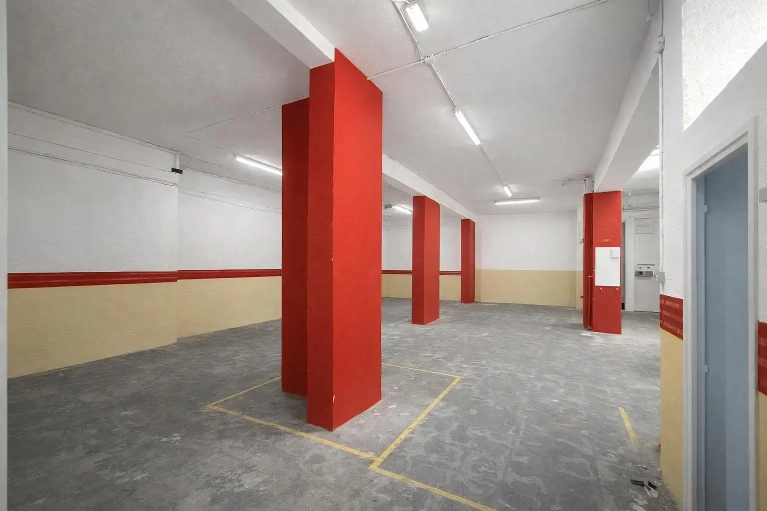 Local comercial en venda a Cerdanyola, imagen 2