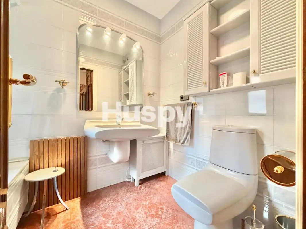 Piso con ascensor en venta en Calle del Aviador Zorita, imagen 32
