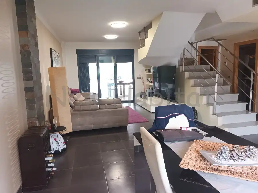 Terraced house with pool for sale in Parque Sensal, imagen 4