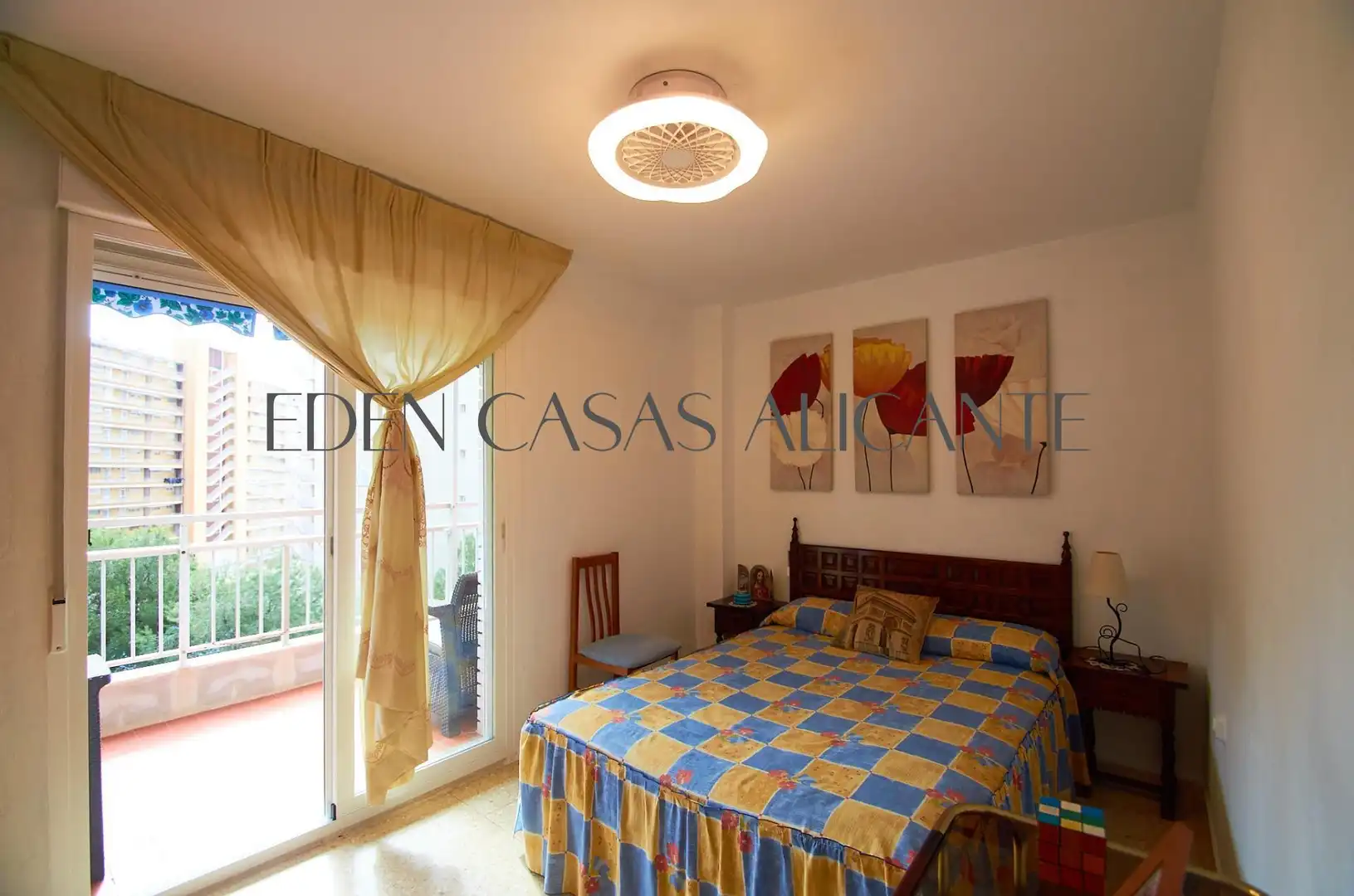 Habitación de Apartamento en venta en Alicante / Alacant con Terraza, Trastero y Amueblado