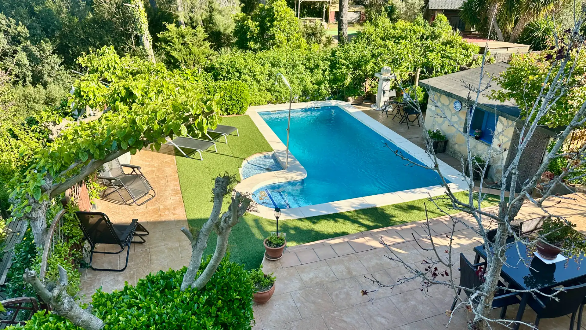 Piscina de Casa o chalet en venta en Rubí con Aire acondicionado, Calefacción y Jardín privado