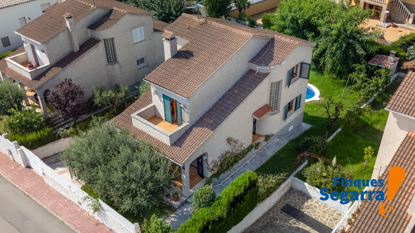 Exterior view of House or chalet for sale in El Vendrell  with Private garden, Terrace and Storage room