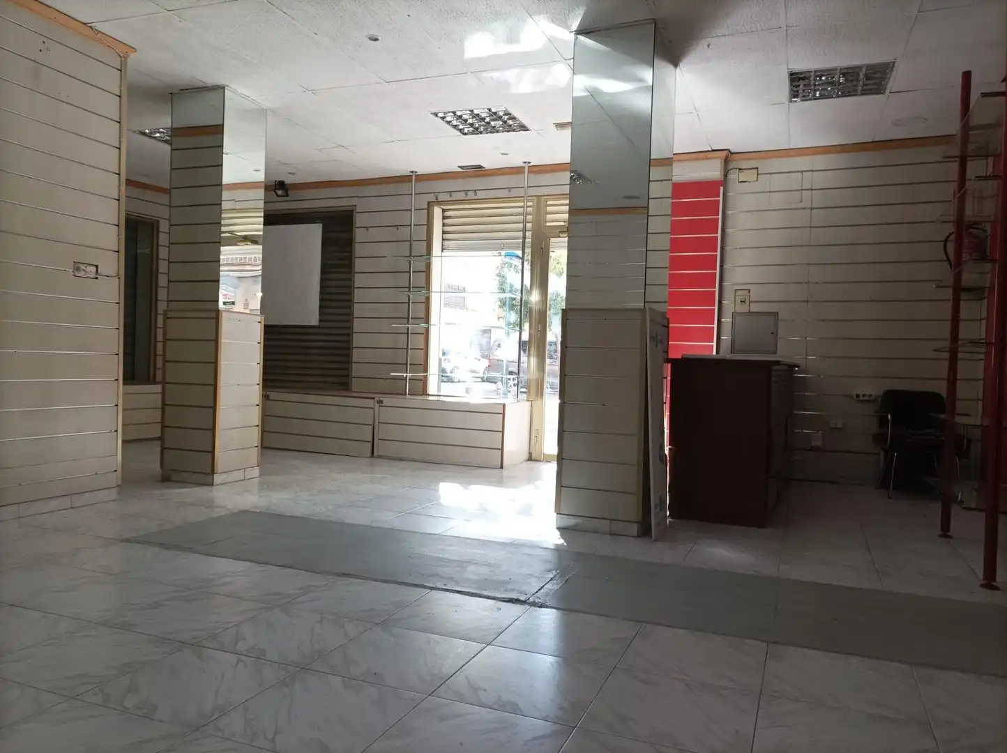 Commercial properties for rent in Granada  with Air Conditioner