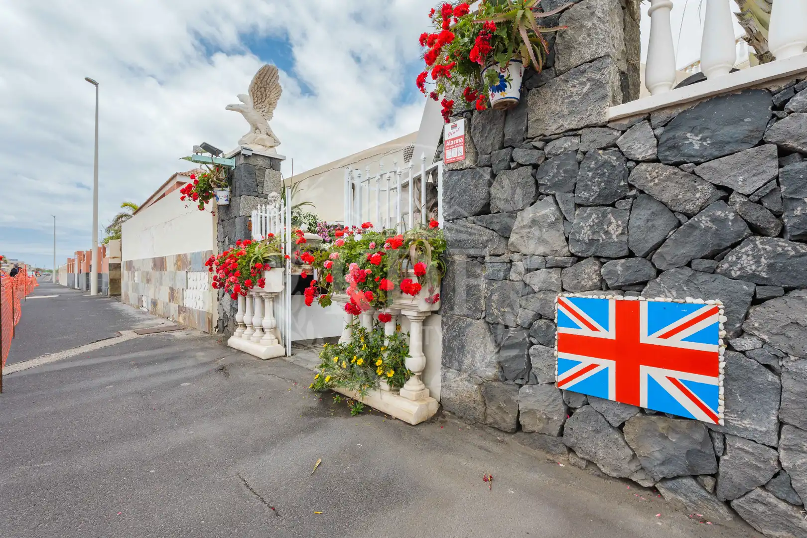 Exterior view of Buildings for sale in Granadilla de Abona  with Alarm and Community pool