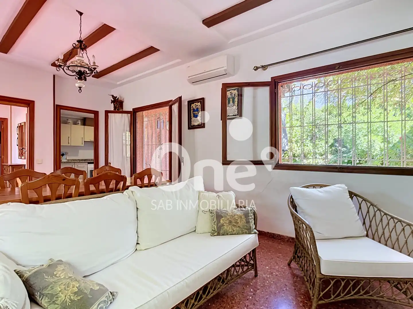 Living room of Houses for sale in San Antonio de Benagéber  with Air Conditioner, Private garden and Terrace