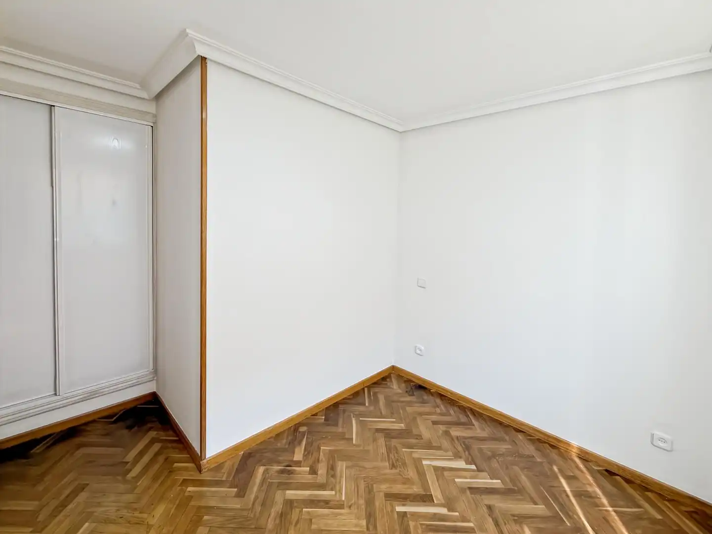 Wohnung zur Miete in Calle de Pinos Baja, Valdeacederas