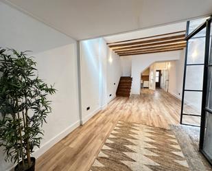 Single-family semi-detached for sale in  Barcelona Capital  with Air Conditioner, Heating and Parquet flooring