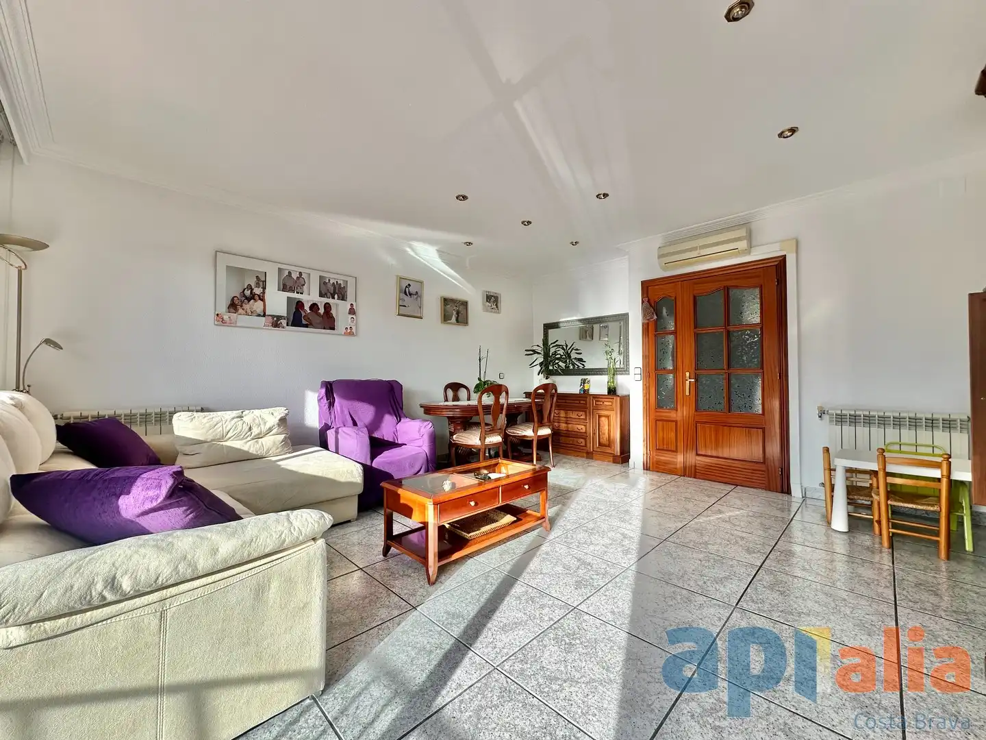 Terraced house with terrace for sale in Carrer Industrials, imagen 3