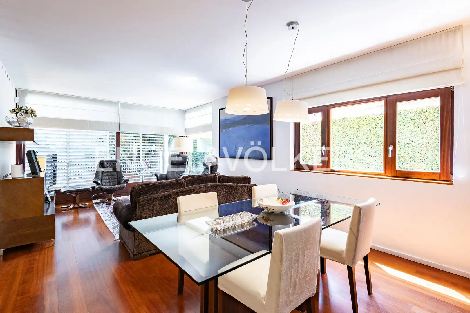 Sala de estar de Casa o chalet en venta en Sant Cugat del Vallès con Aire acondicionado, Calefacción y Jardín privado