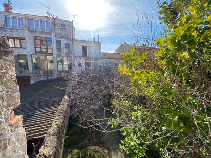 Vista exterior de Casa adosada en venda en Palafrugell amb Terrassa i Balcó