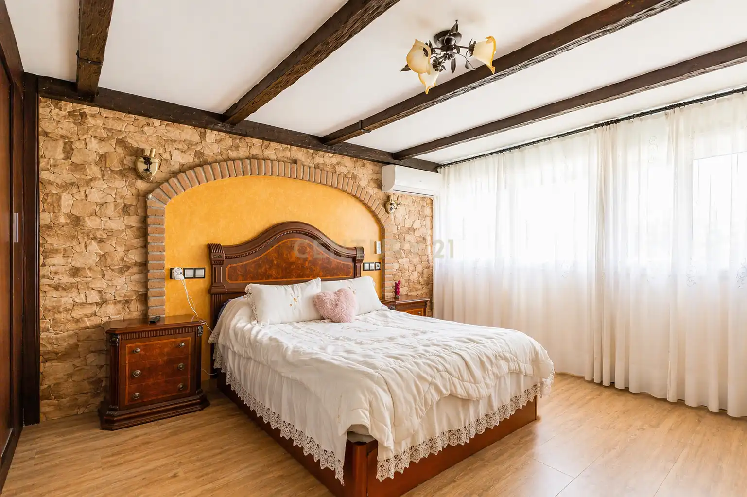Habitación de Casa adosada en venta en La Nucia con Aire acondicionado, Trastero y Piscina