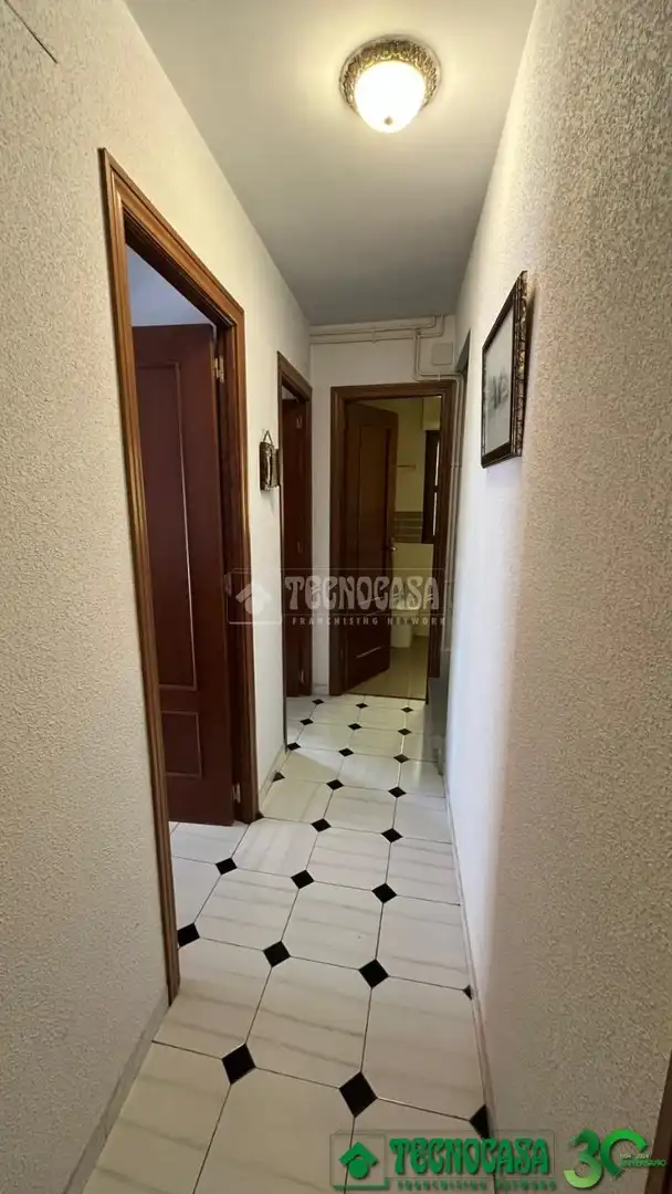 Einfamilien-Reihenhaus zum Verkauf in San Esteban del Valle mit Klimaanlage und Heizung