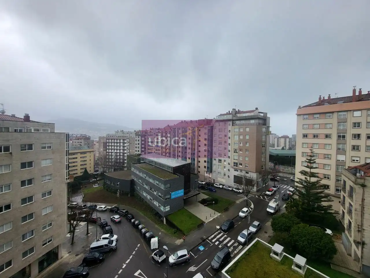 Parking de Piso en venta en Vigo  con Calefacción, Parquet y Trastero