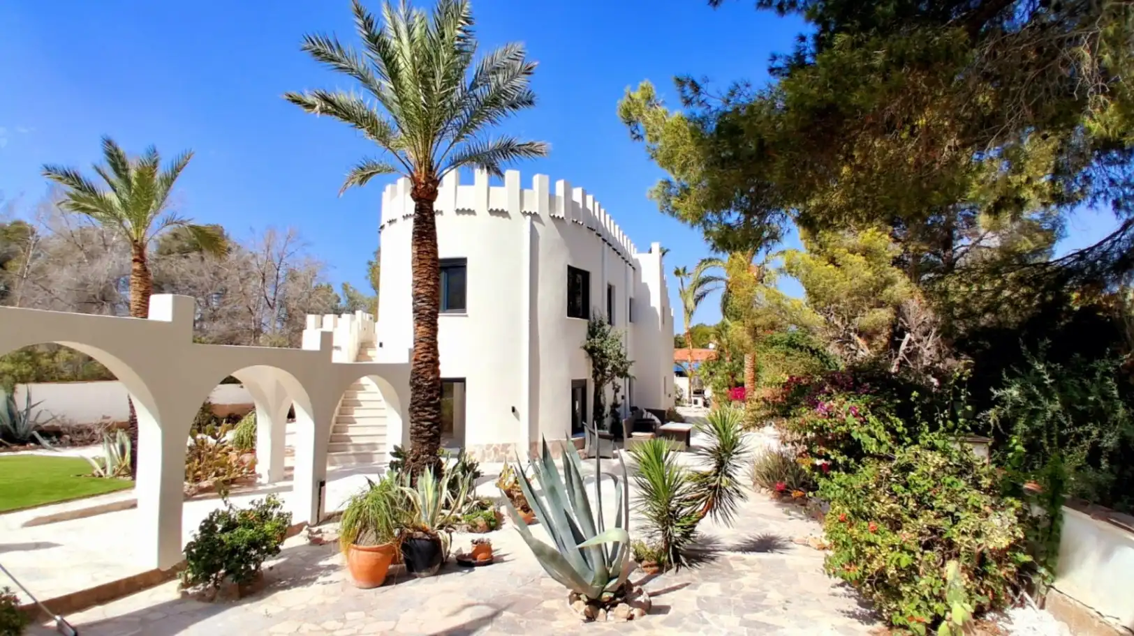 Exterior view of Houses for sale in L'Alfàs del Pi  with Air Conditioner, Heating and Private garden