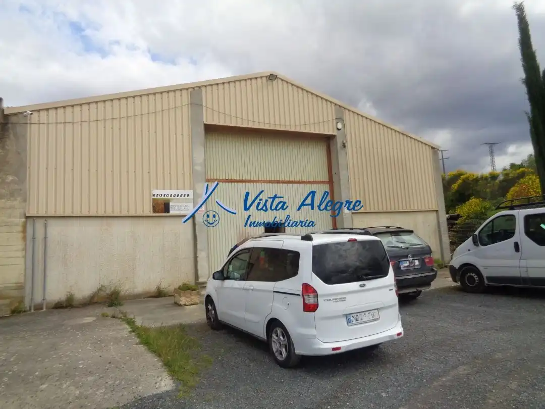 Vista exterior de Nau industrial en venda en Labastida / Bastida