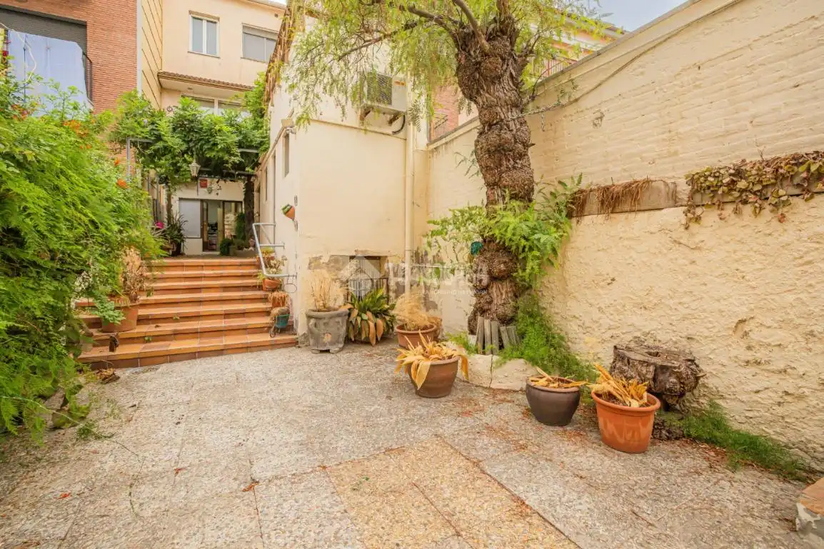 Casa aparellada amb terrassa en venda a Centre - Can Nadal, imagen 19