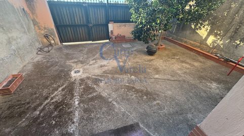 Foto 4 de Casa o xalet en venda a Calle Virgen de la Almudena, La Hacienda - Nueva Andalucía, Dos Hermanas