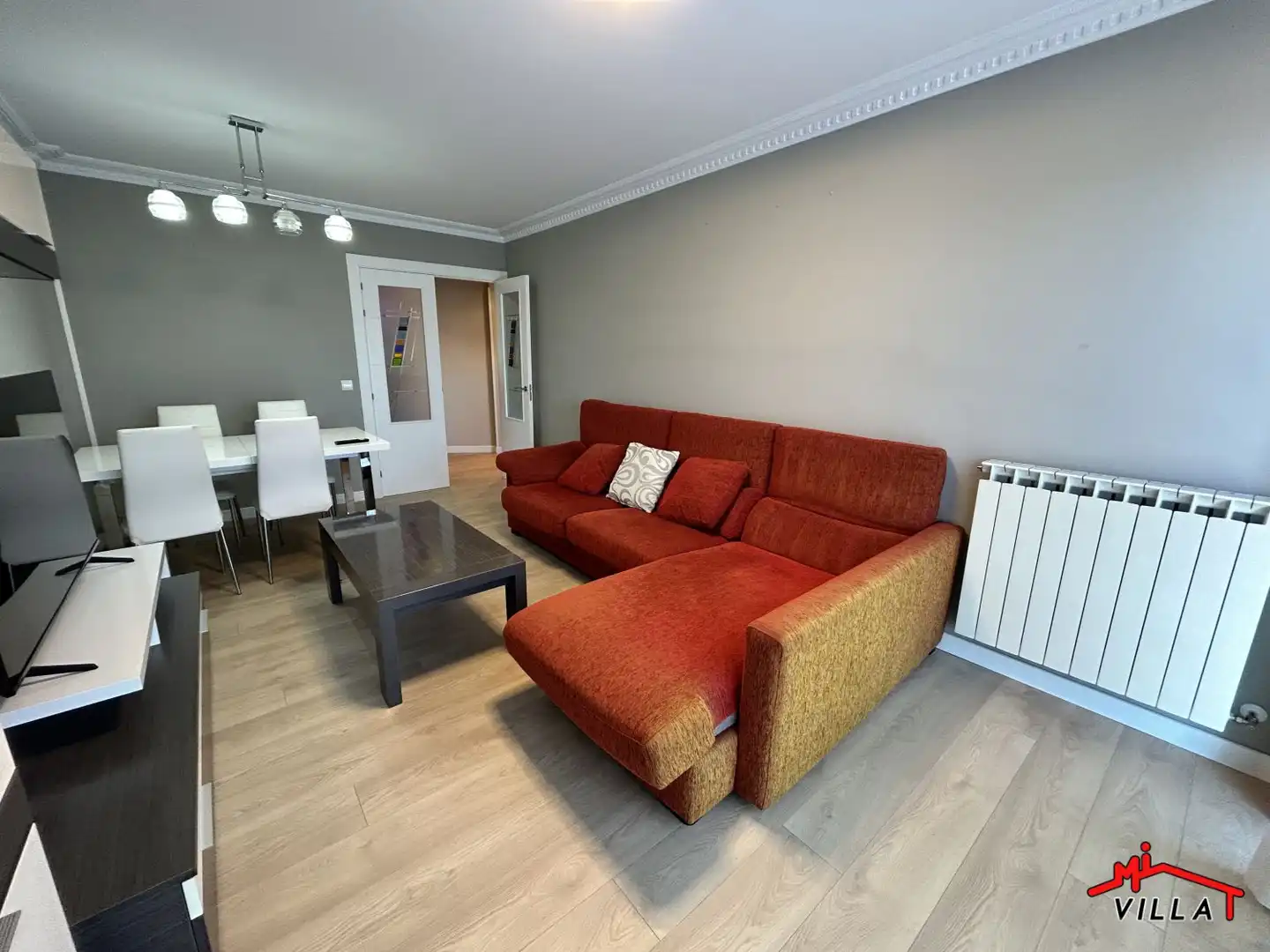 Sala de estar de Piso en venta en Colindres con Calefacción, Amueblado y Balcón
