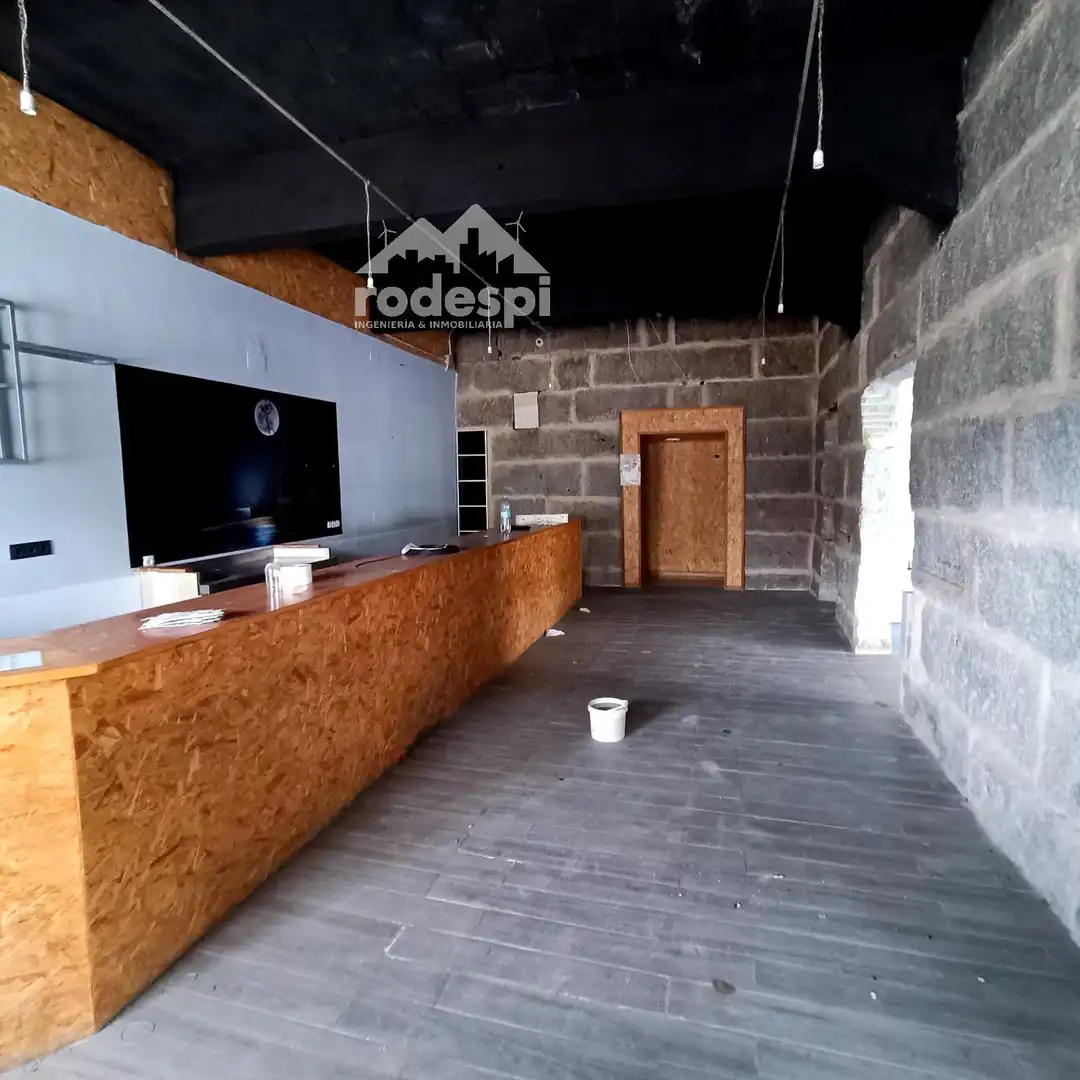 Local comercial en venda a Ponteareas, imagen 9