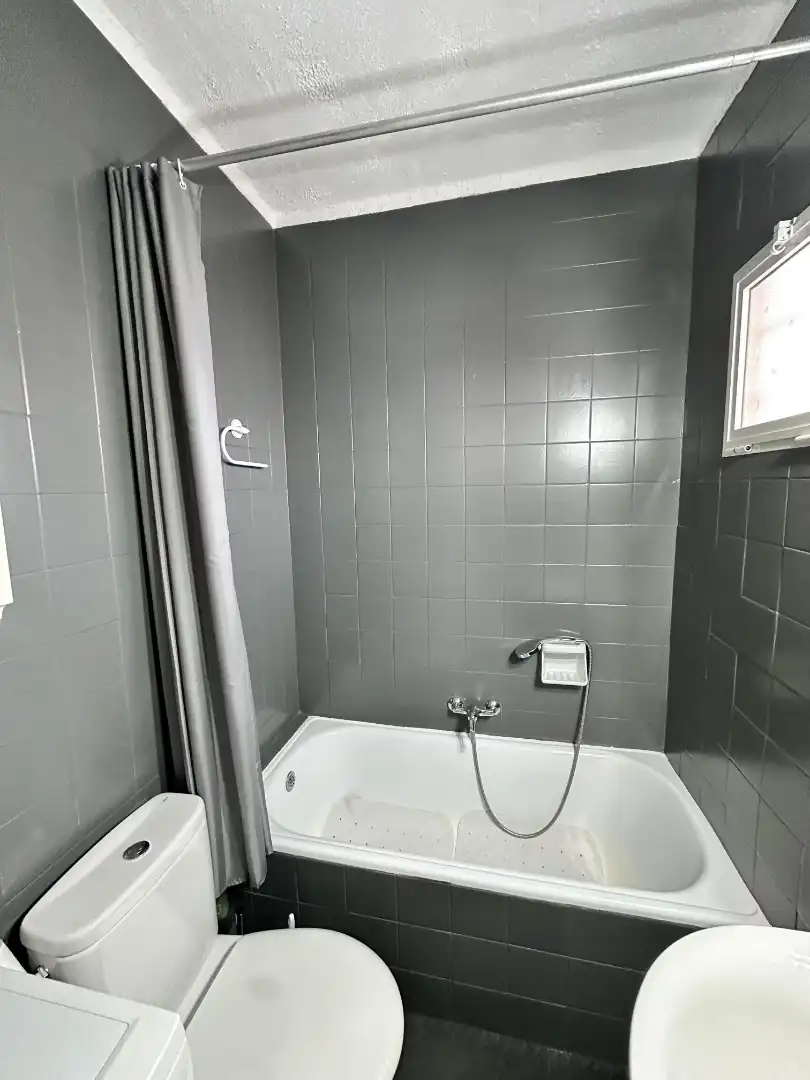 Habitatge amb piscina en venda a Avenida Gamonal 7, imagen 16