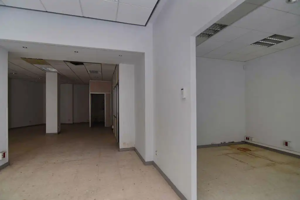 Local comercial en venda a C/ Camp del Mar, imagen 9