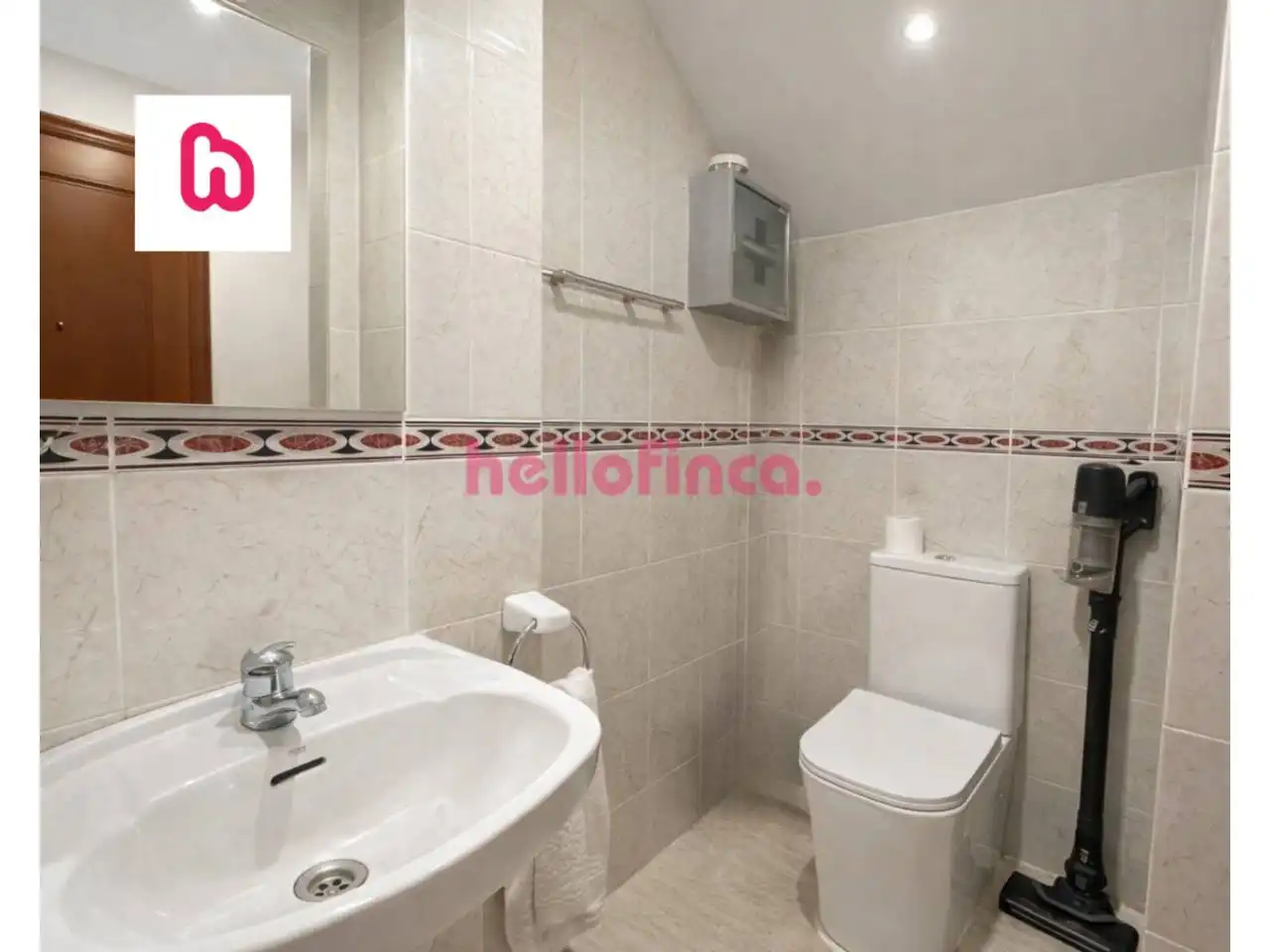 Baño de Piso en venta en Sant Celoni con Aire acondicionado, Calefacción y Terraza