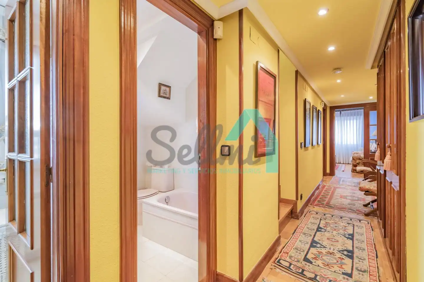 Dúplex de alquiler en Calle la Lila, Salesas - Foncalada - Campoamor