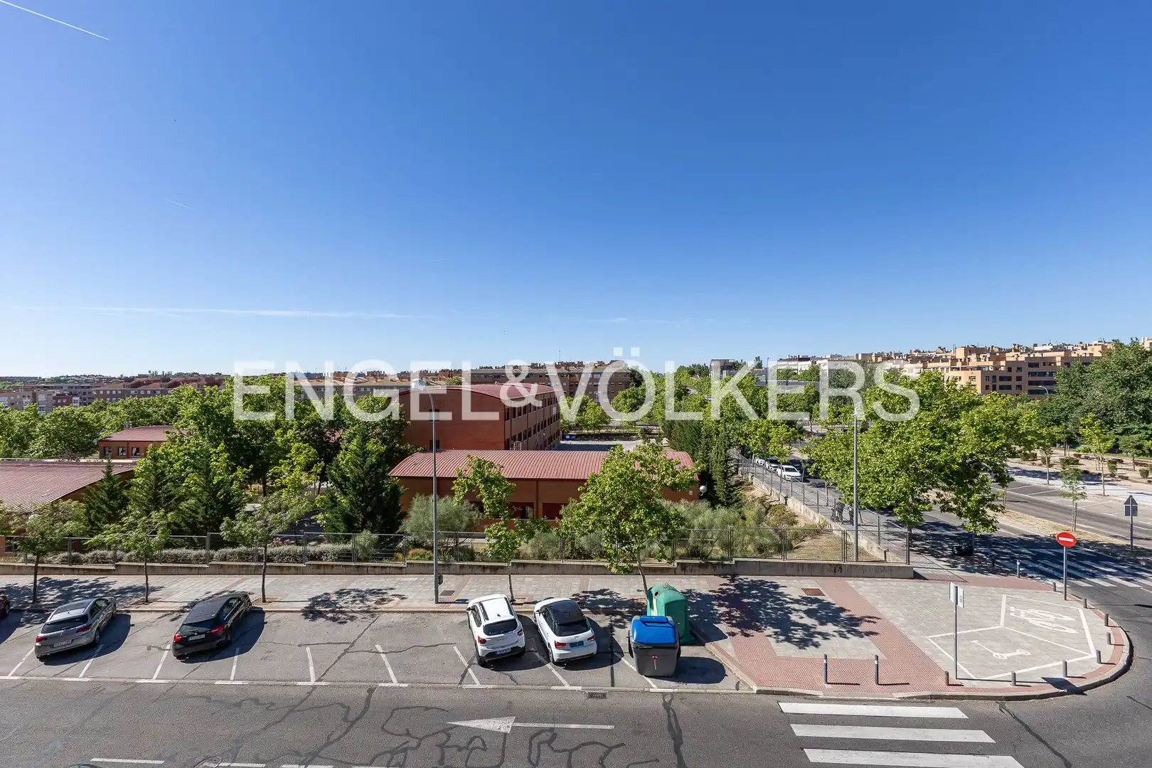Vista exterior de Piso de alquiler en Leganés con Aire acondicionado, Calefacción y Terraza