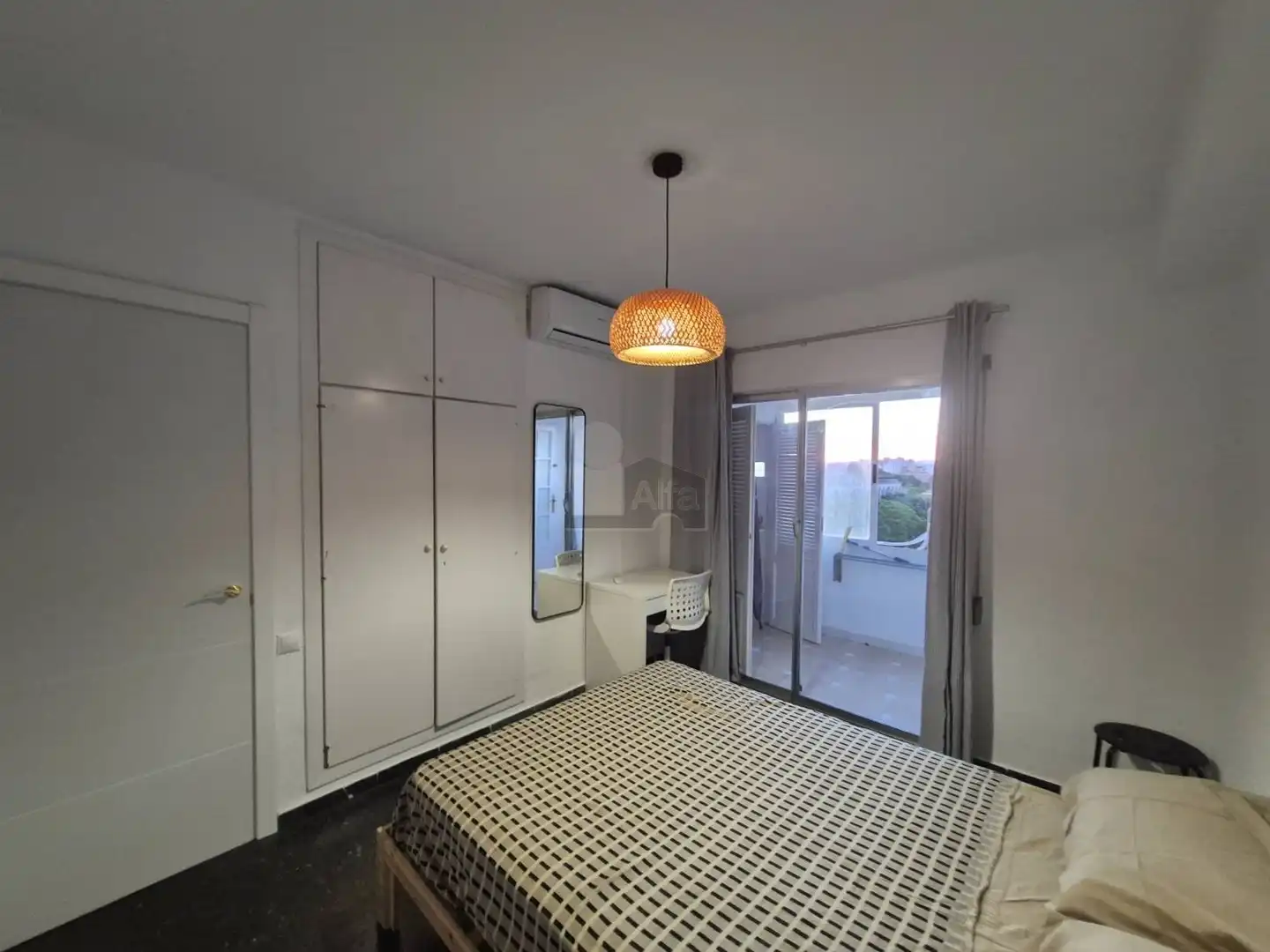 Flat with terrace to rent in Plaza Profesor Tamarit Olmos 16, imagen 2