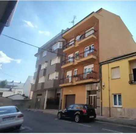 Exterior view of Attic for rent in Bembibre  with Heating and Terrace