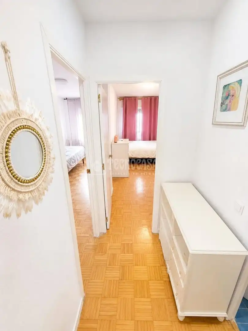 Habitación de Piso en venta en Madrid con Terraza