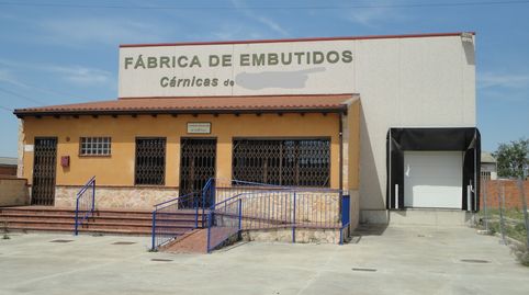 Foto 3 von Fabrikhallen zum Verkauf in Medina de Rioseco, Valladolid